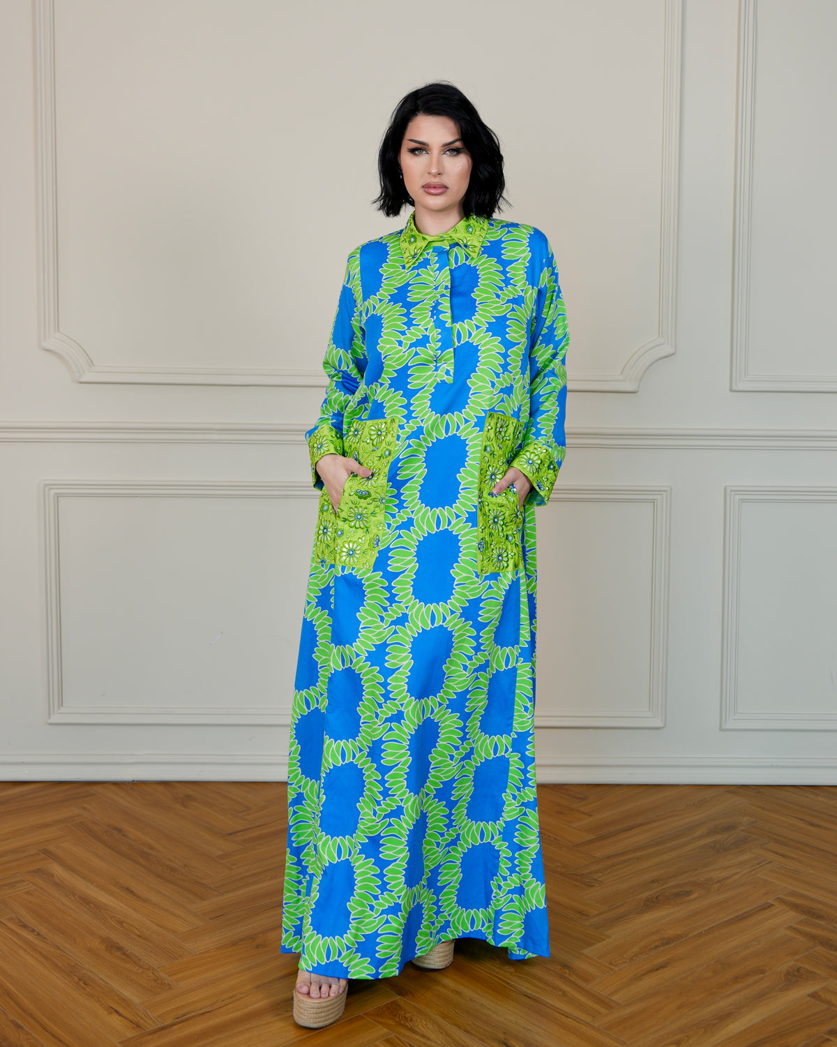 Patterned Blue and Green Jalabiya with Embroidered Collar and Pockets