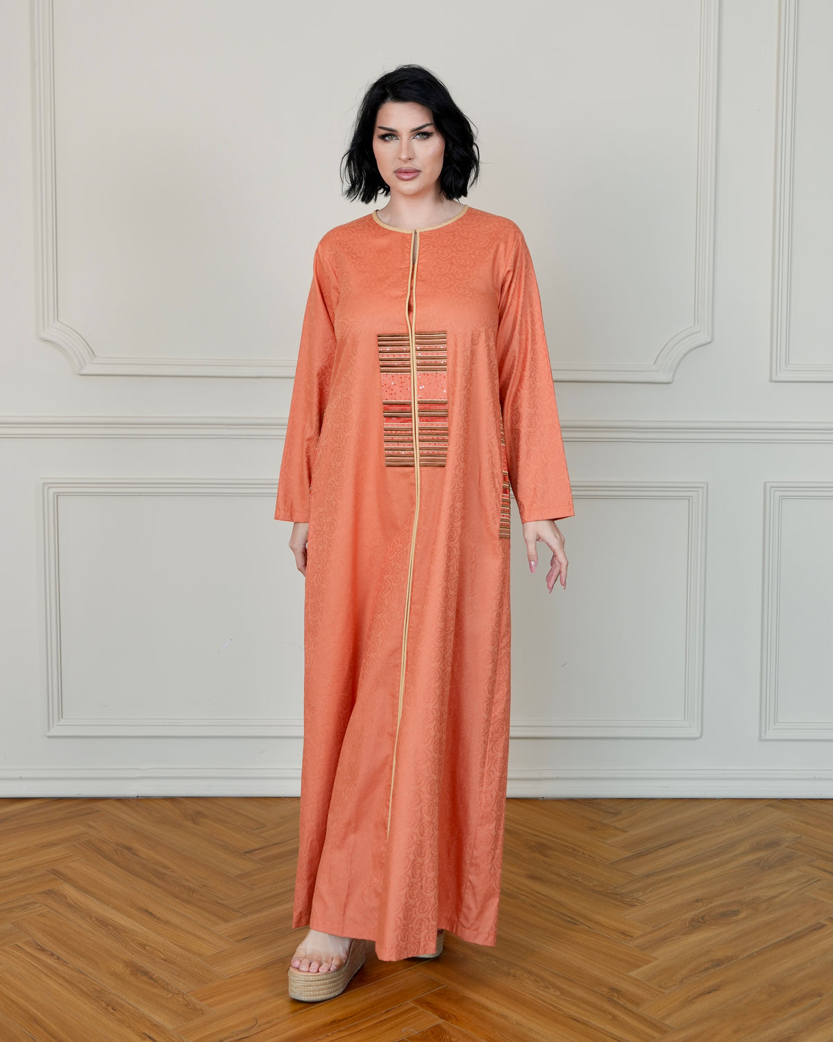 Patterned Jalabiya W/Embroidery Designs In Front & Side Pockets