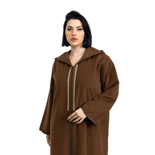 جلابية مغربية مطرزة يدوياً – بني